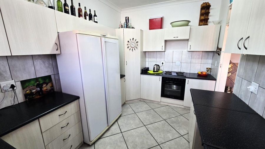 3 Bedroom Property for Sale in Bloemfontein Free State